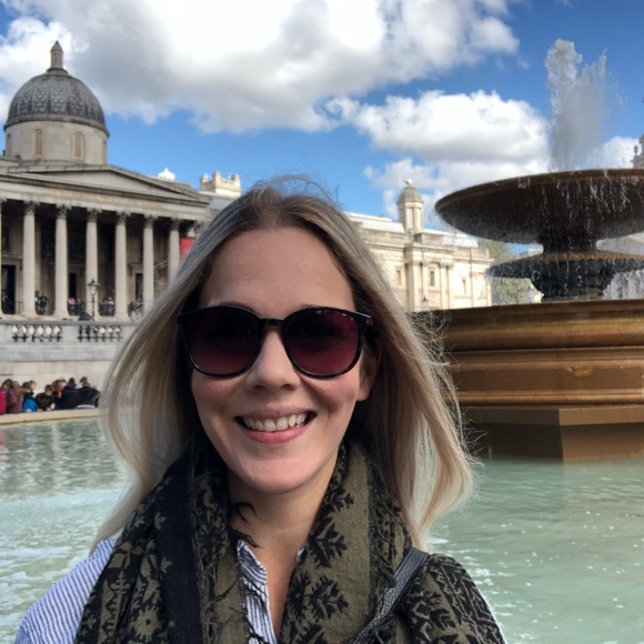 Meet the Posher Other - Meet your Posher, Joanna